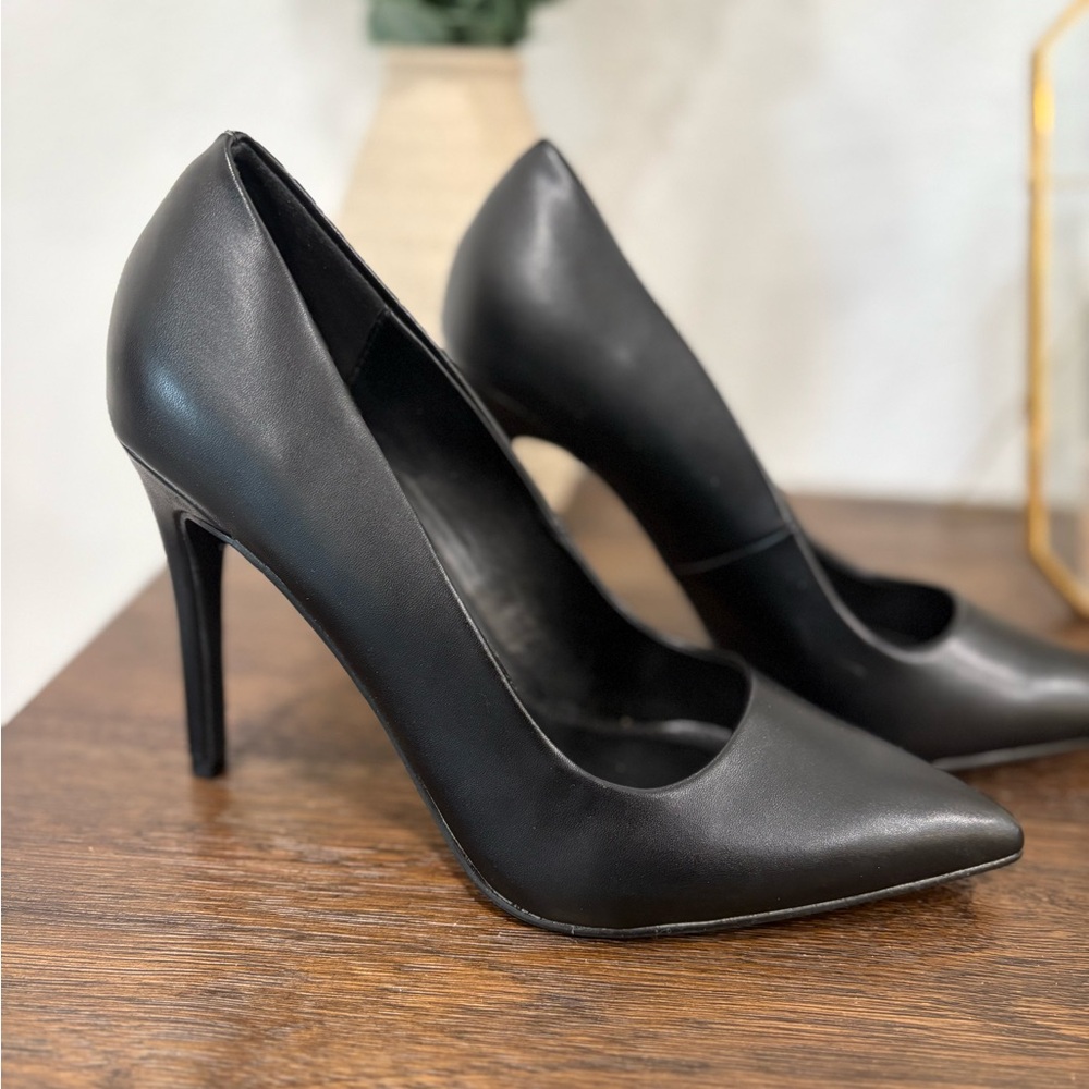 JustFab Black Gisselle Heels - Picture 3 of 7